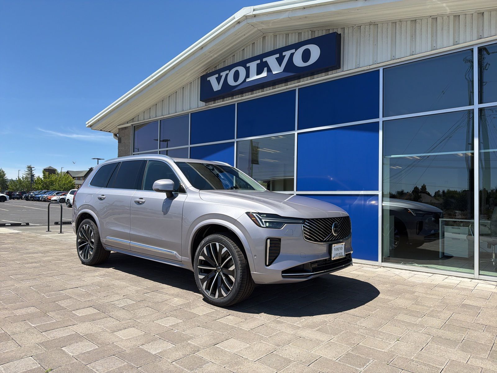 2026 Volvo XC90 T8 Recharge Plus Bright 7-Seat 4WD's photo