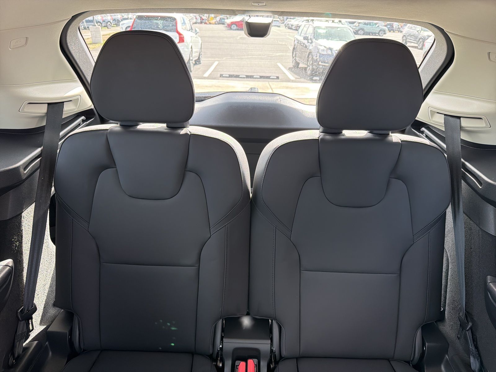 2026 Volvo XC90 Core - Photo 37