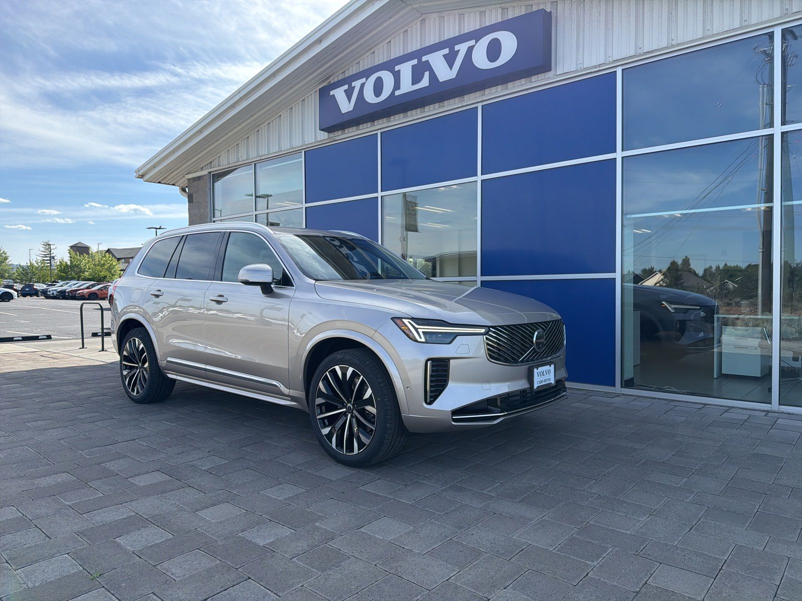 2026 Volvo XC90 T8 Recharge Plus Bright 7-Seat 4WD's photo