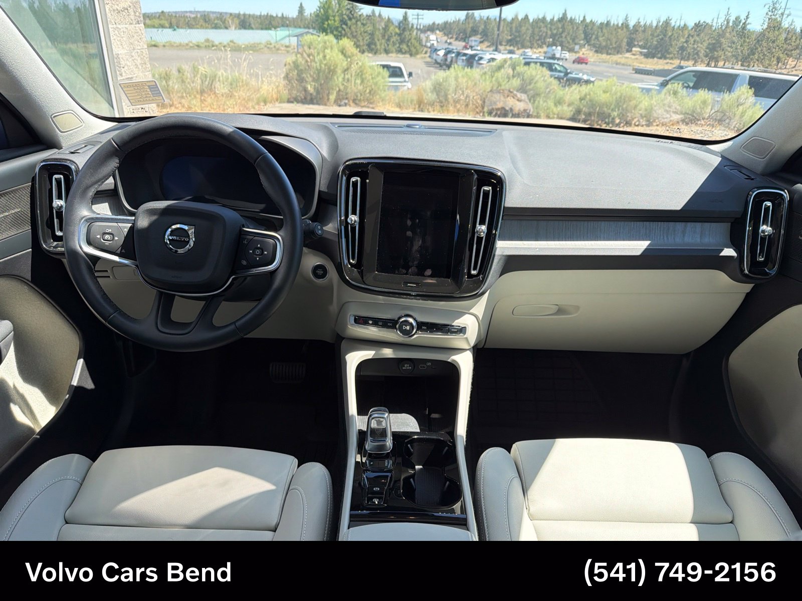 2026 Volvo XC40 Ultra - Photo 10