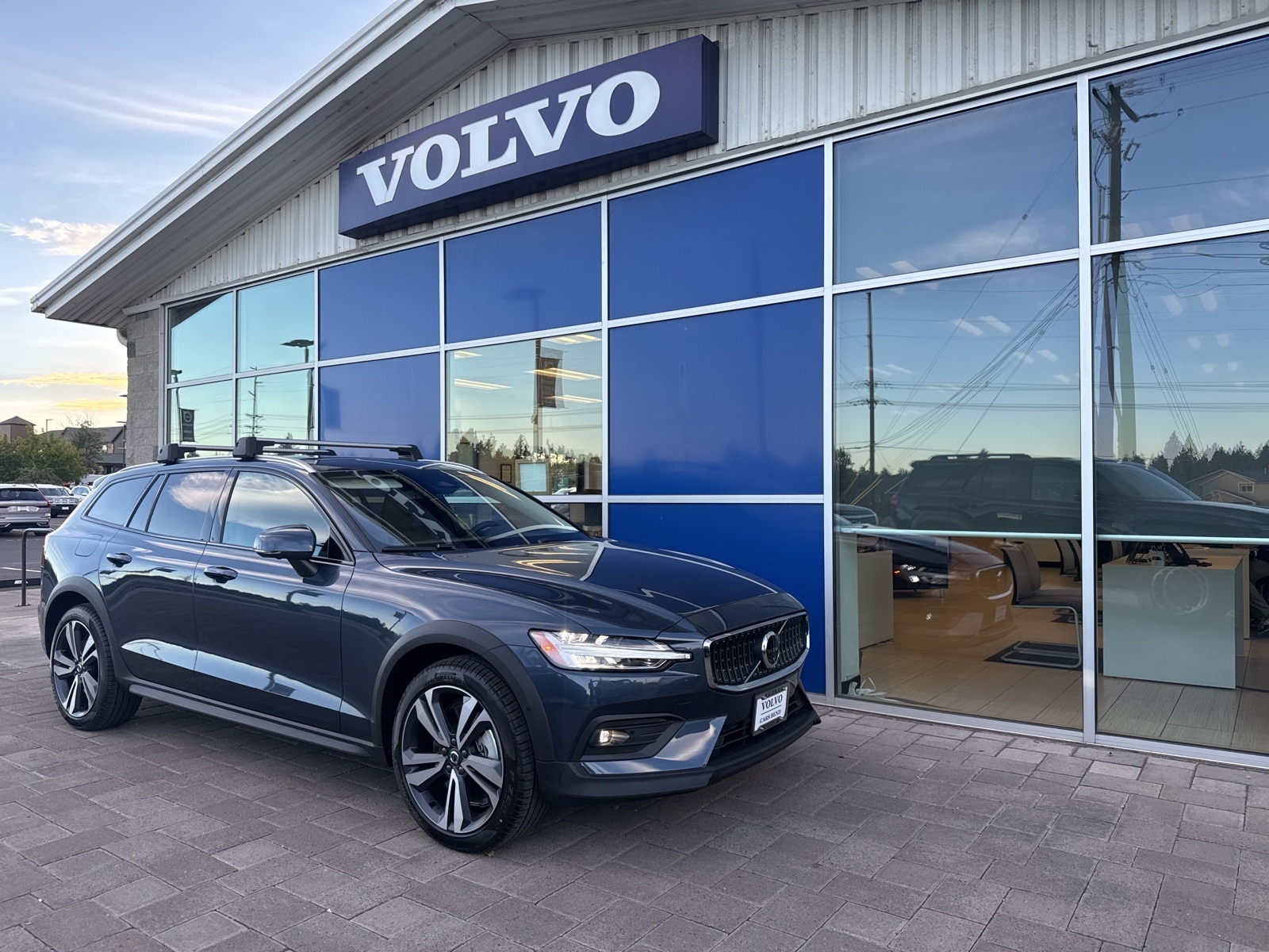 2026 Volvo V60 Cross Country Wagon 
