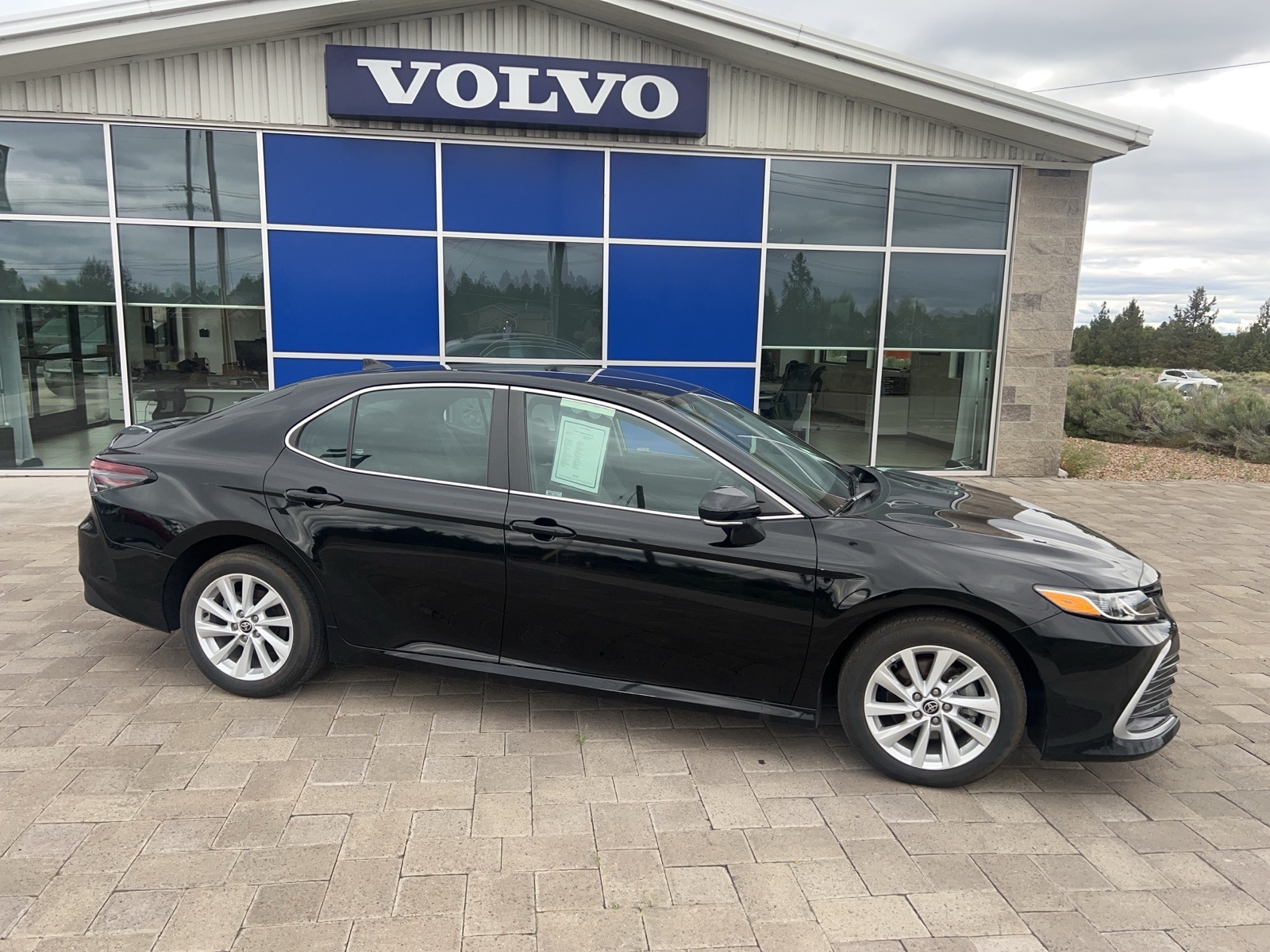 Used 2023 Toyota Camry LE with VIN 4T1R11AKXPU737490 for sale in Bend, OR