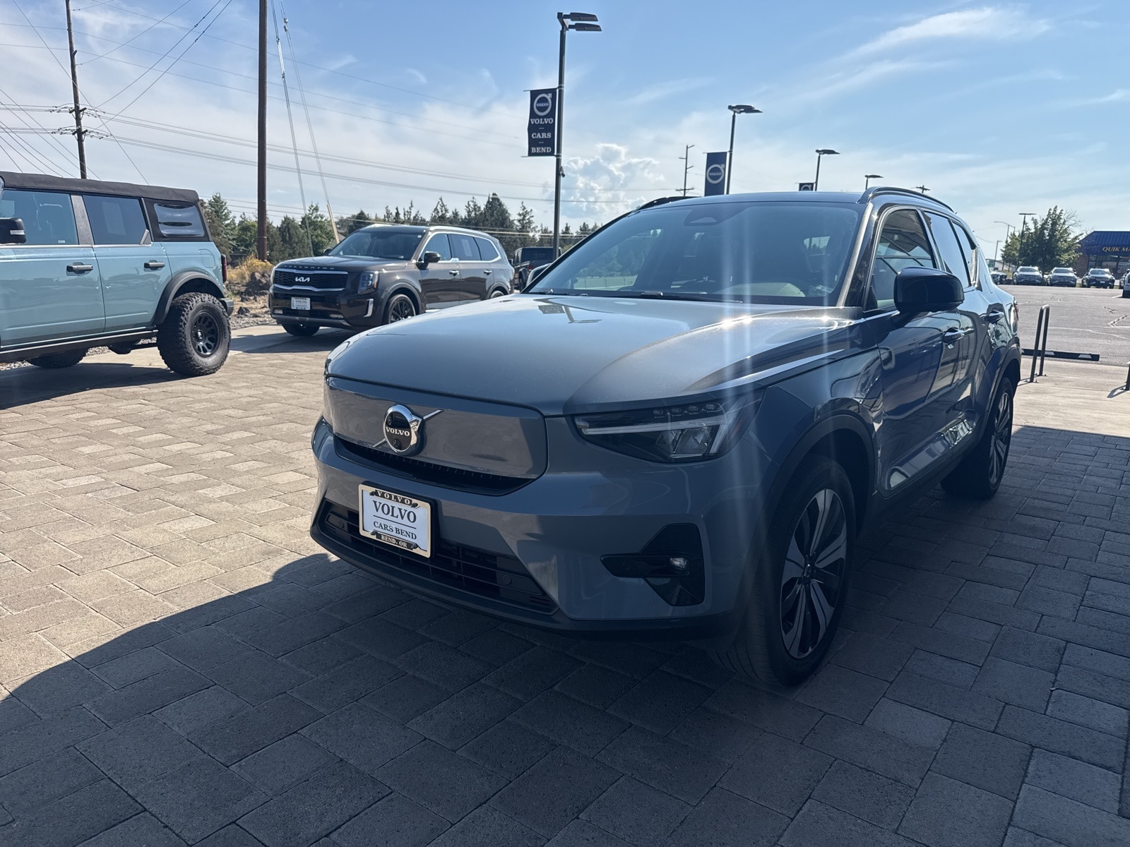Used 2023 Volvo XC40 Plus with VIN YV4ED3UL8P2071815 for sale in Bend, OR