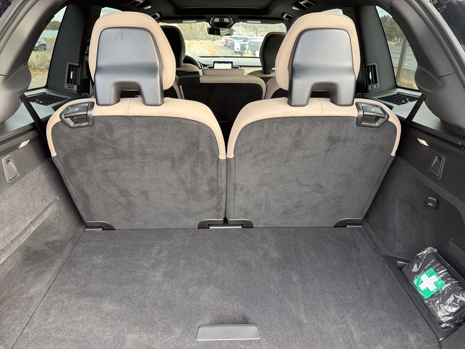 2026 Volvo XC90 Core - Photo 27