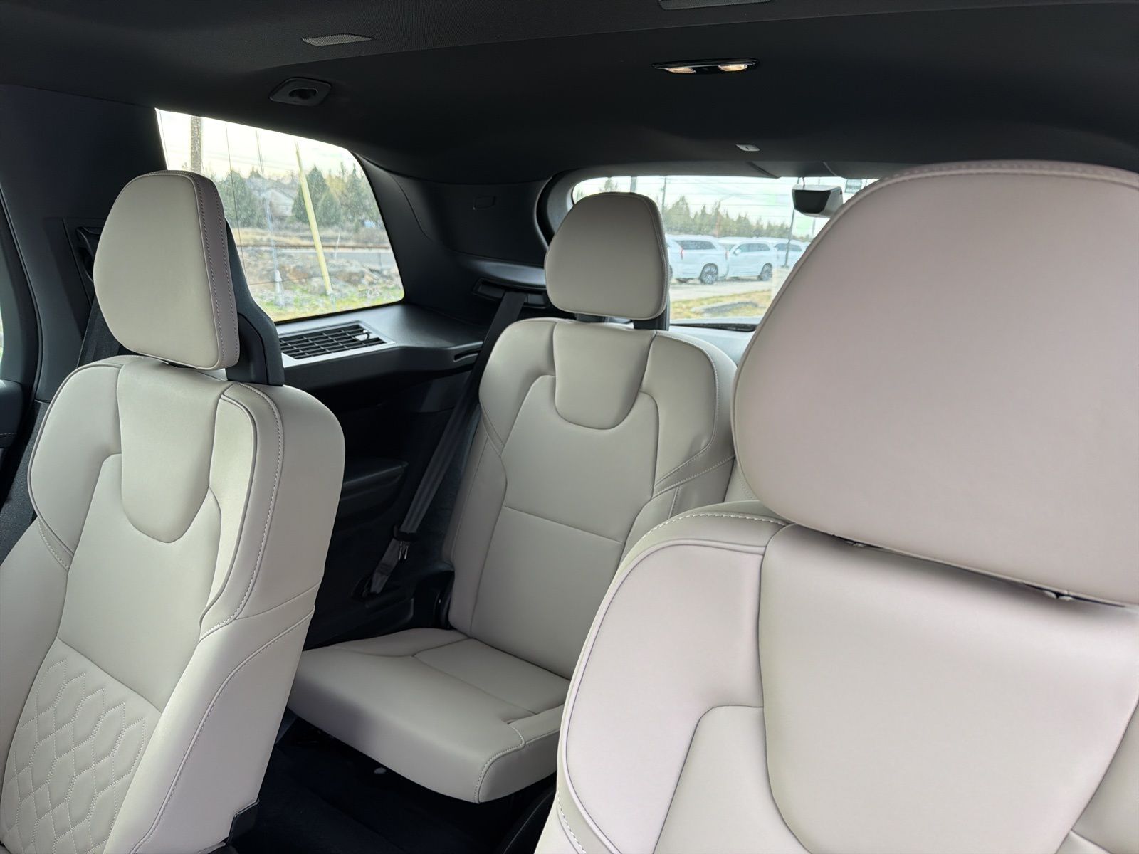 2026 Volvo XC90 Core - Photo 37