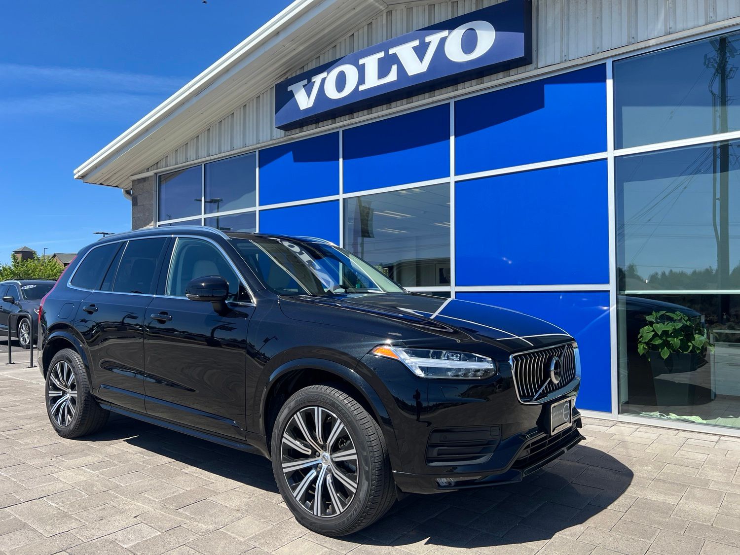2023 Volvo XC90 SUV 