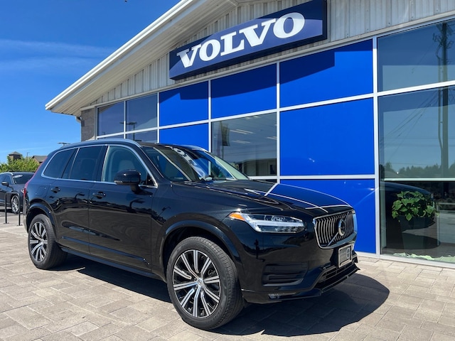 2023 Volvo XC90 B5 Core SUV