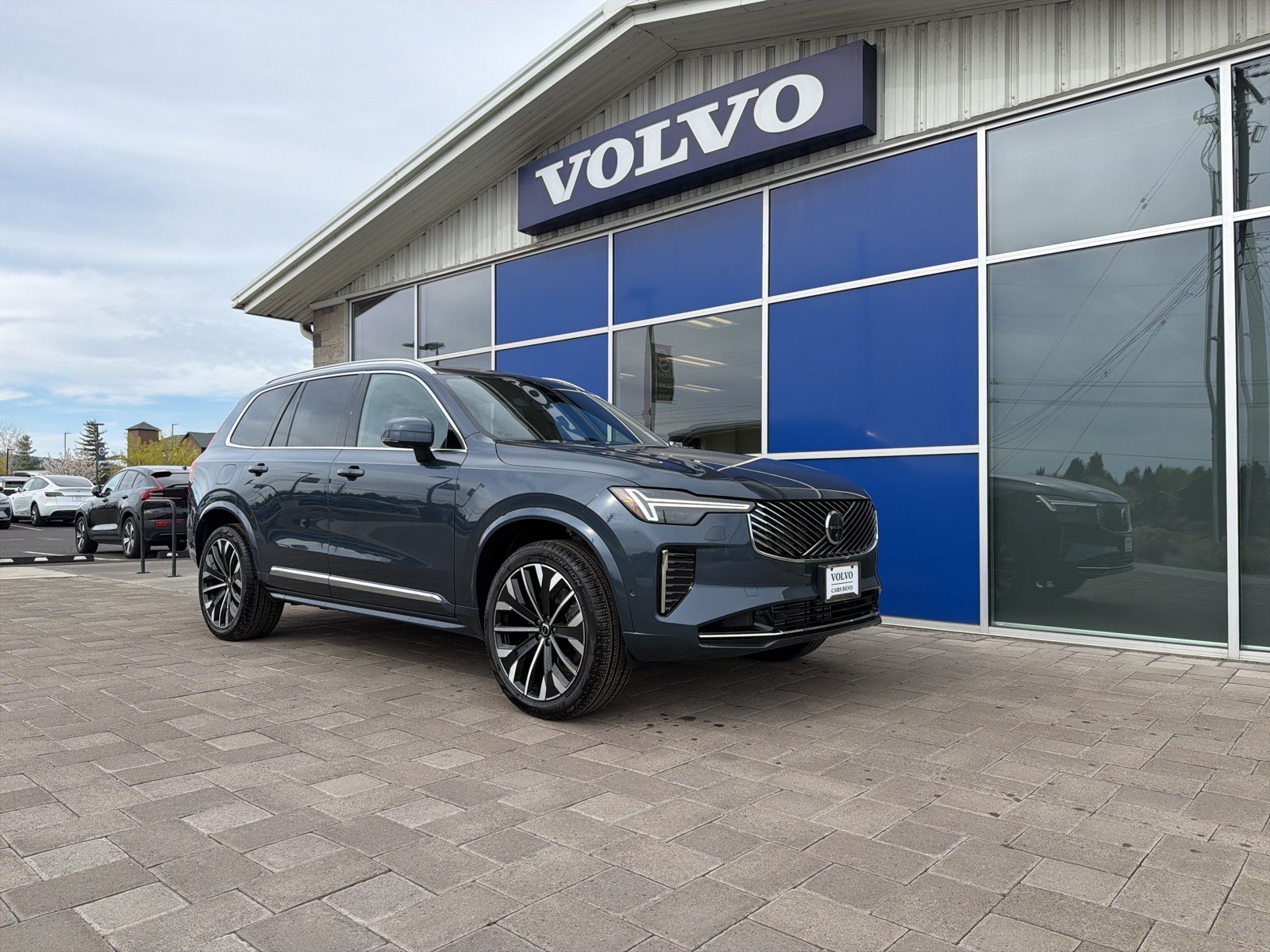 2026 Volvo XC90 T8 Recharge Plus Bright 6-Seater 4WD's photo