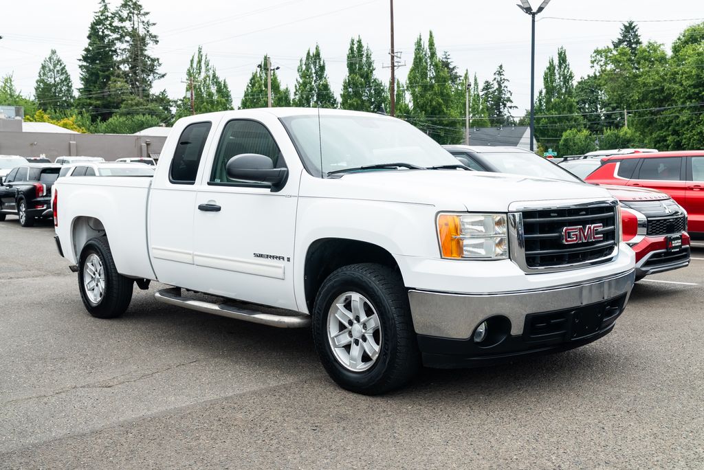 Summit White 2008 GMC Sierra 1500 Pickup Truck 4X2 Automatic