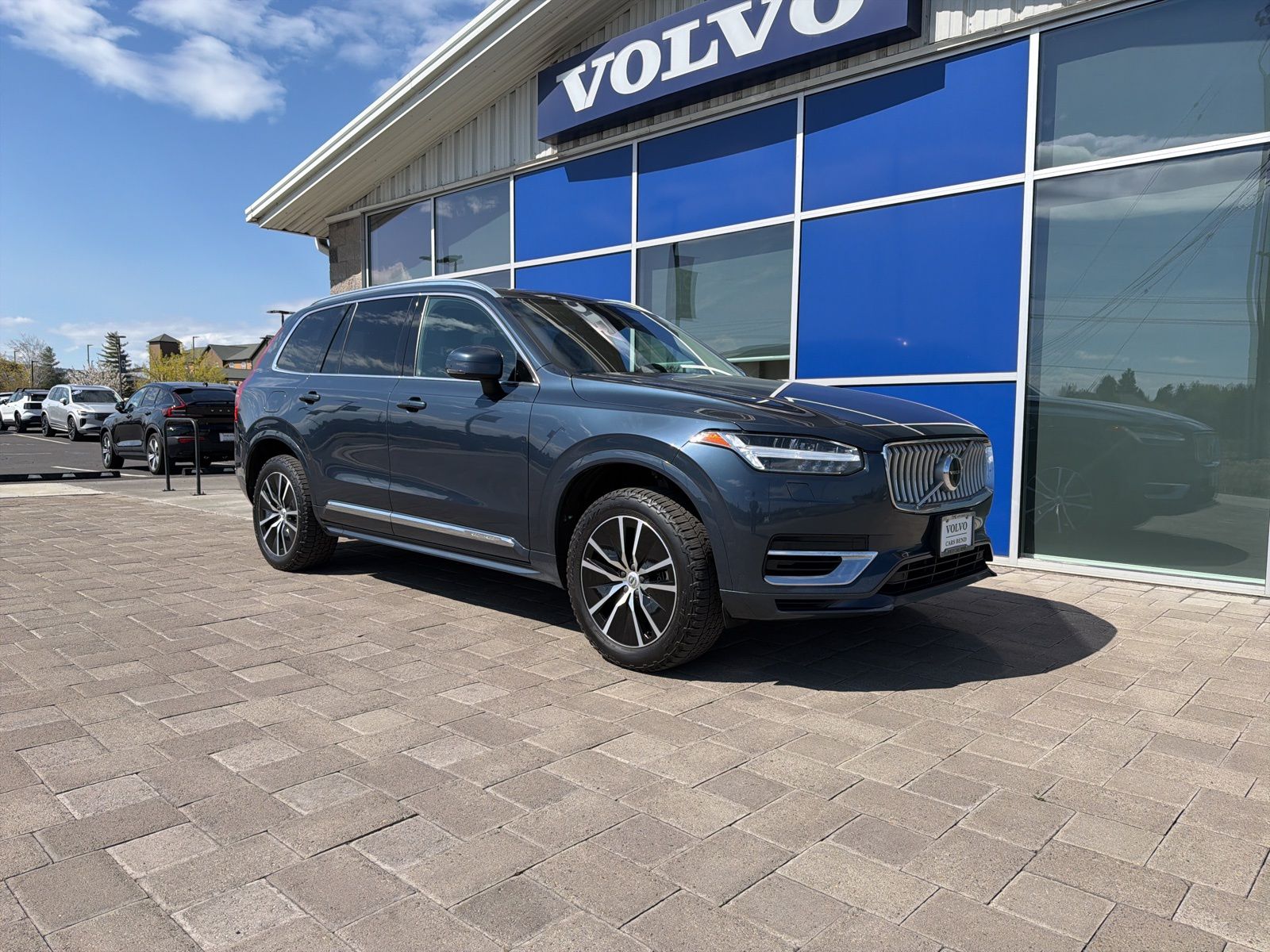 2021 Volvo XC90 Recharge Plug-In Hybrid SUV 