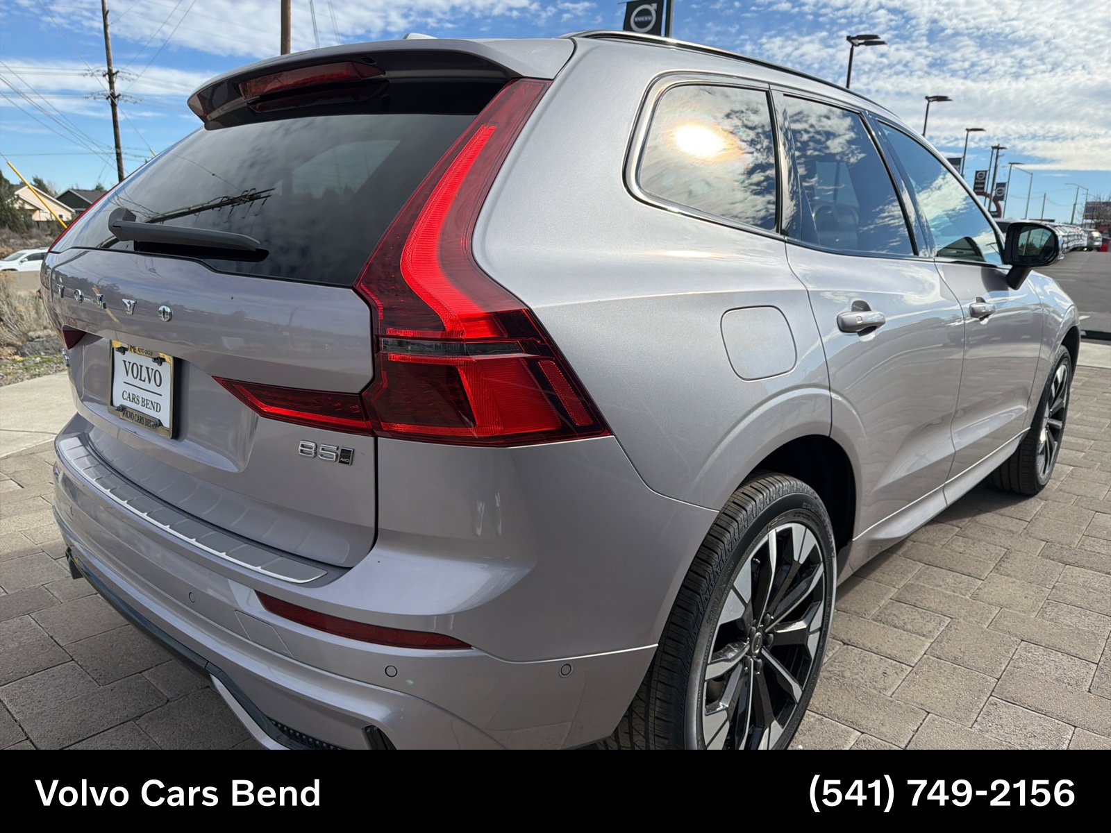 2026 Volvo XC60 Plus - Photo 3