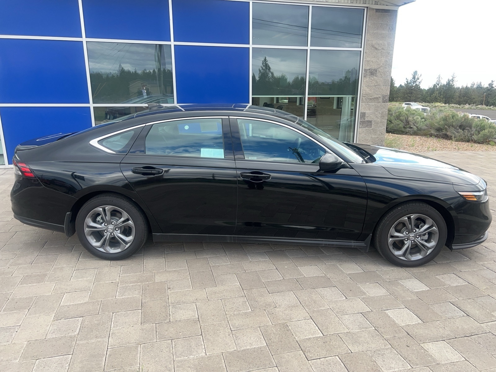 Used 2024 Honda Accord EX with VIN 1HGCY1F36RA004320 for sale in Bend, OR