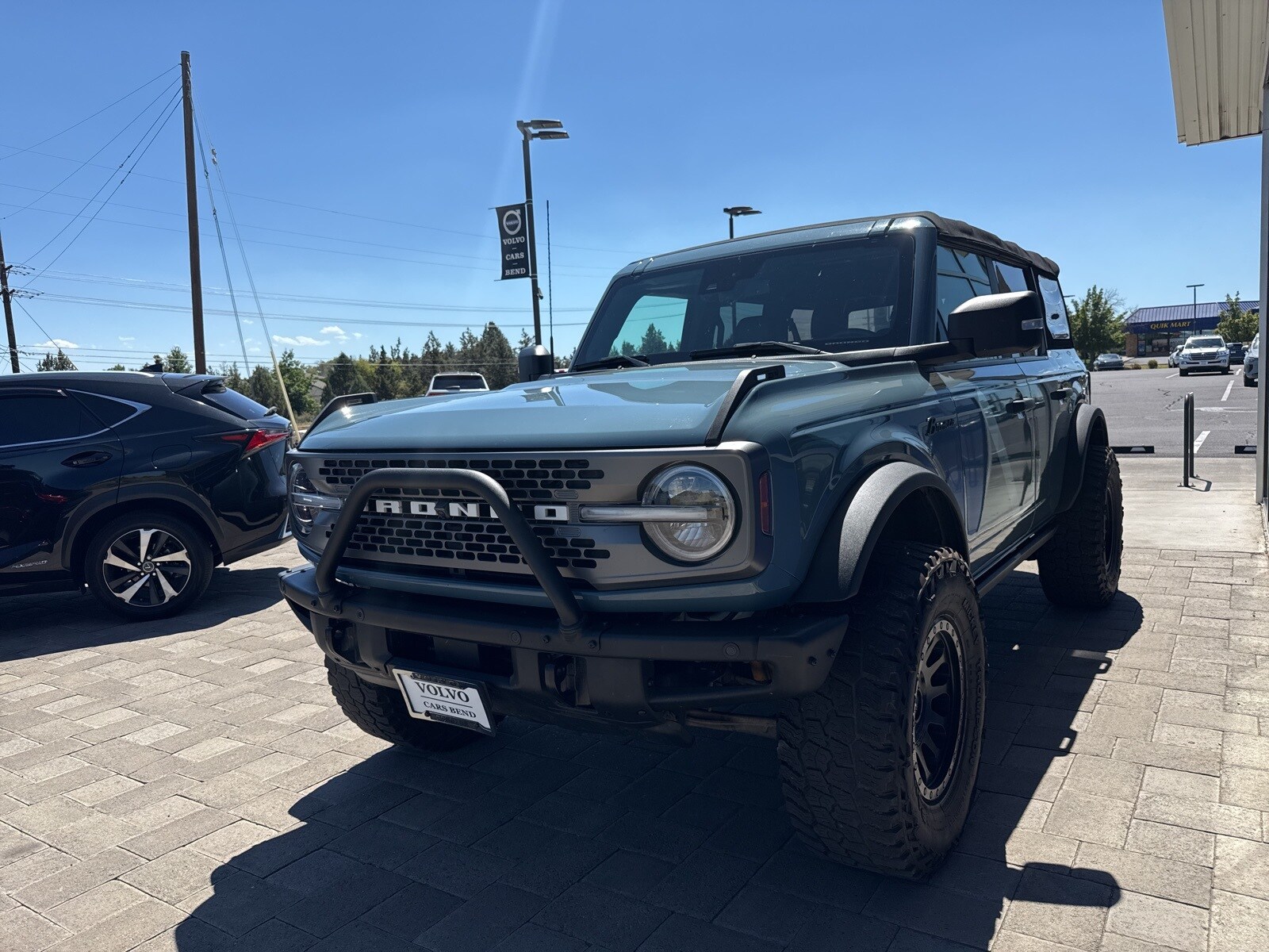 2021 Ford Bronco Badlands photo 2
