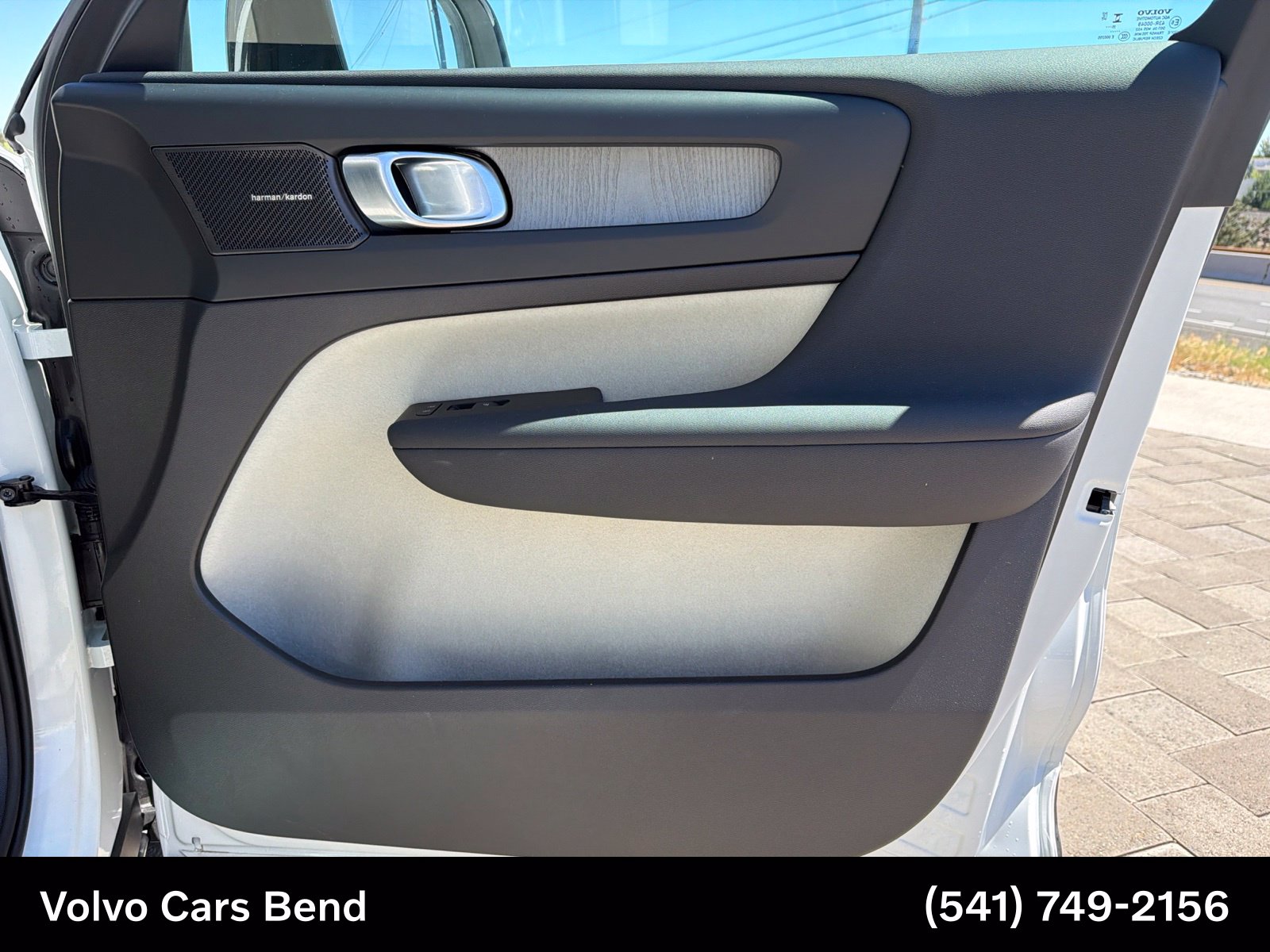 2026 Volvo XC40 Ultra - Photo 25