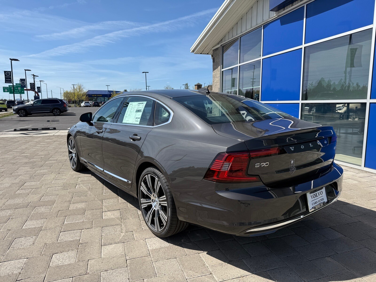 2025 Volvo S90 Plus photo 4