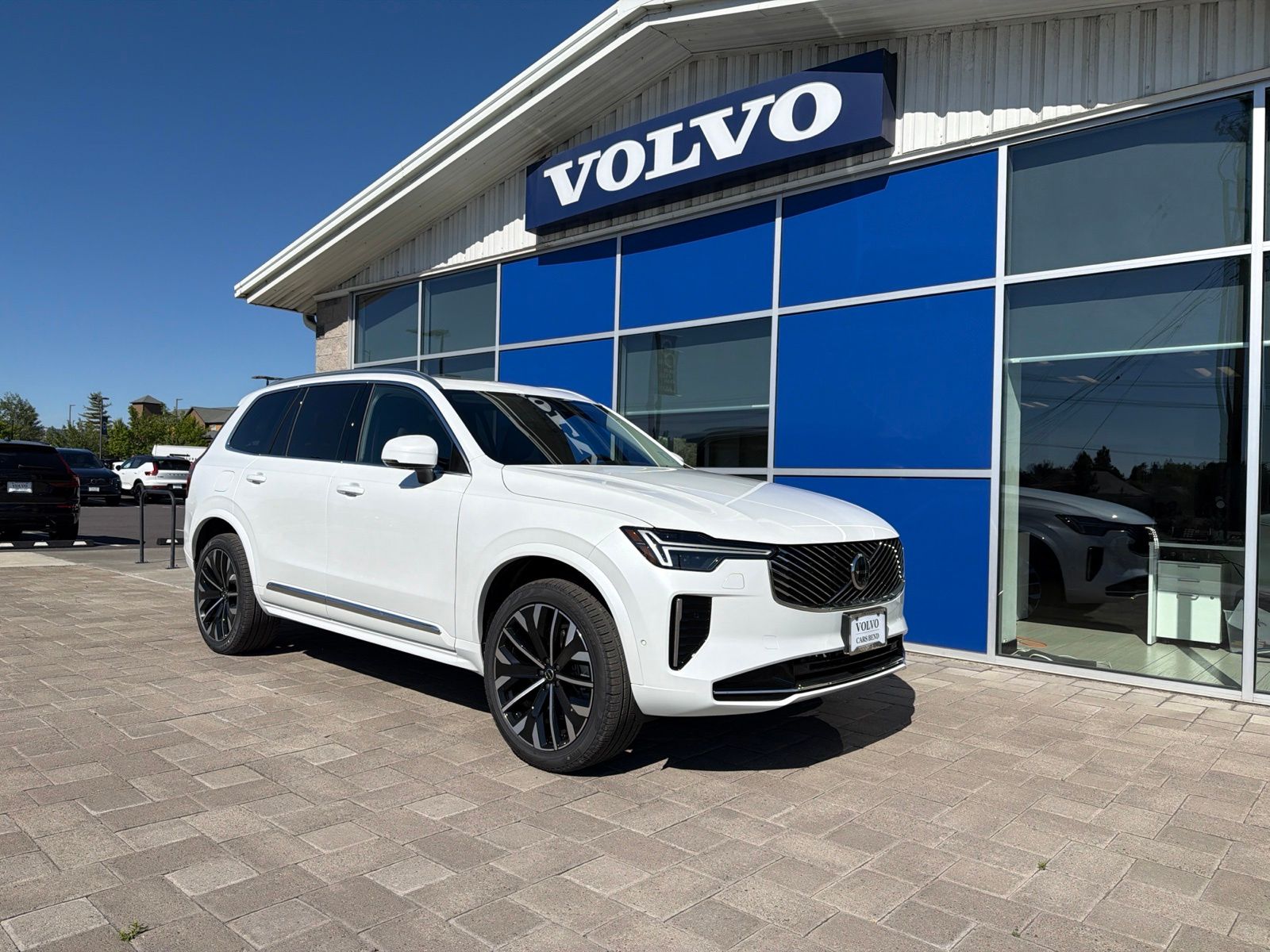 2026 Volvo XC90 B6 Plus Bright 7-Seater 4WD's photo