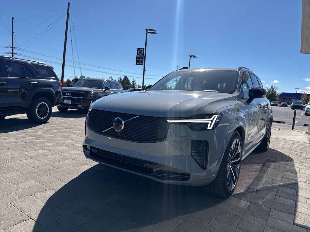 New 2026 Volvo XC90 B6 Ultra Dark Theme 7-Seater SUV