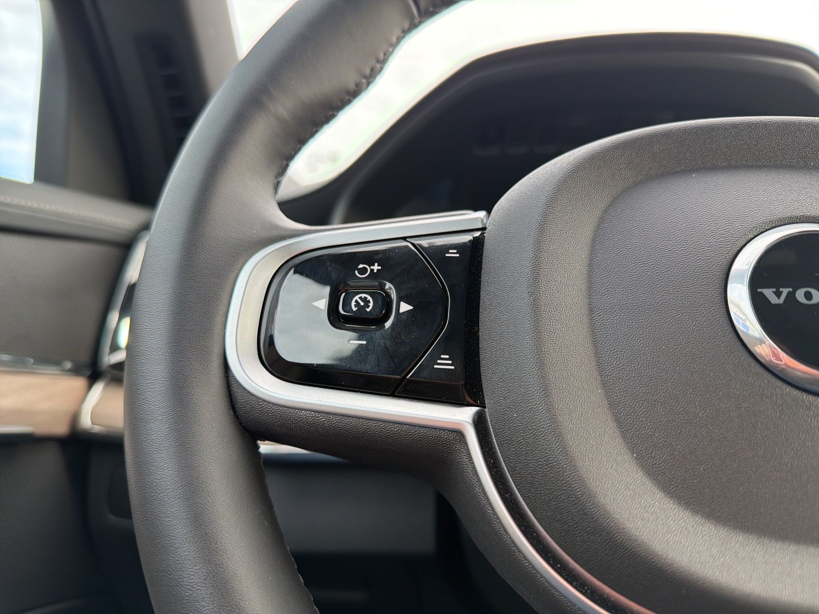 2026 Volvo XC90 Core - Photo 62