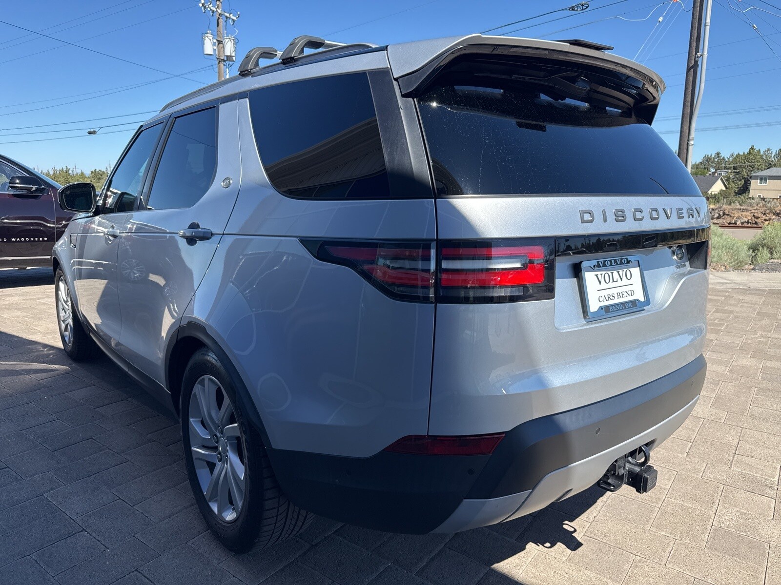 2019 Land Rover Discovery HSE photo 3