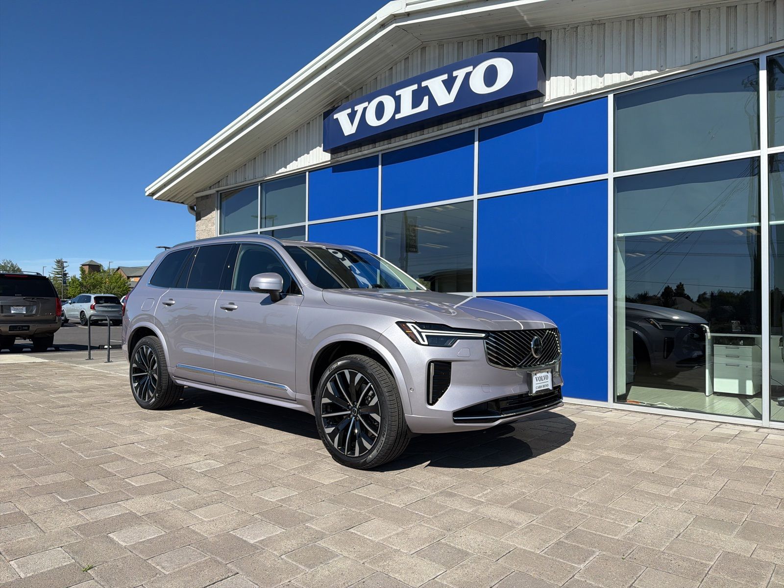 2026 Volvo XC90 T8 Recharge Ultra Bright 4WD's photo