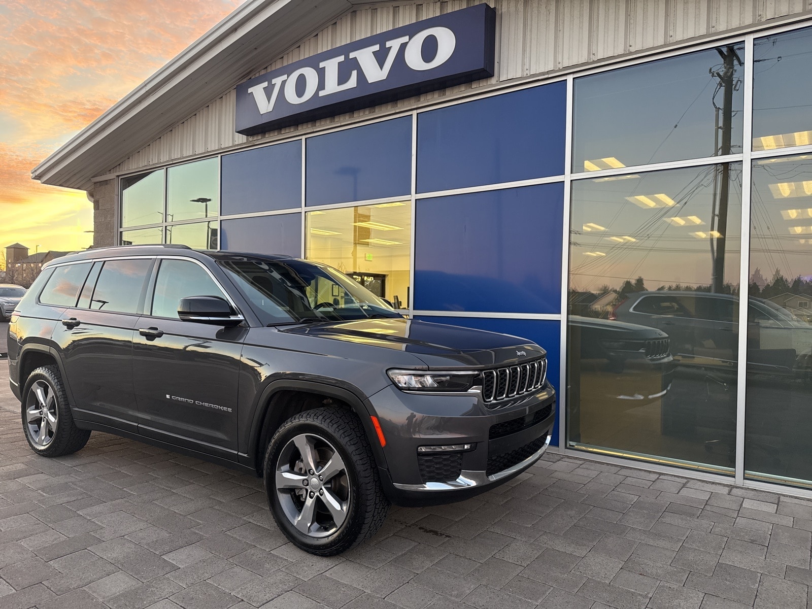 2021 Jeep Grand Cherokee L Limited's photo