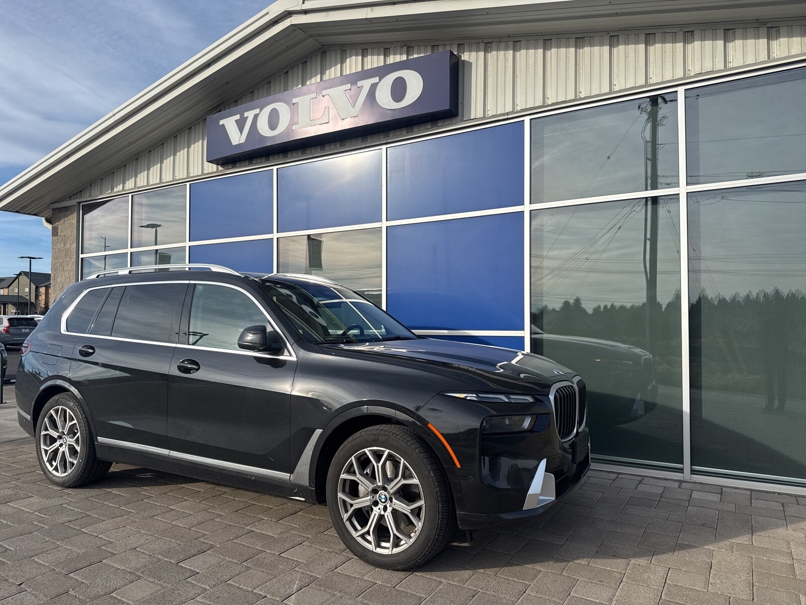 2025 BMW X7 40i's photo