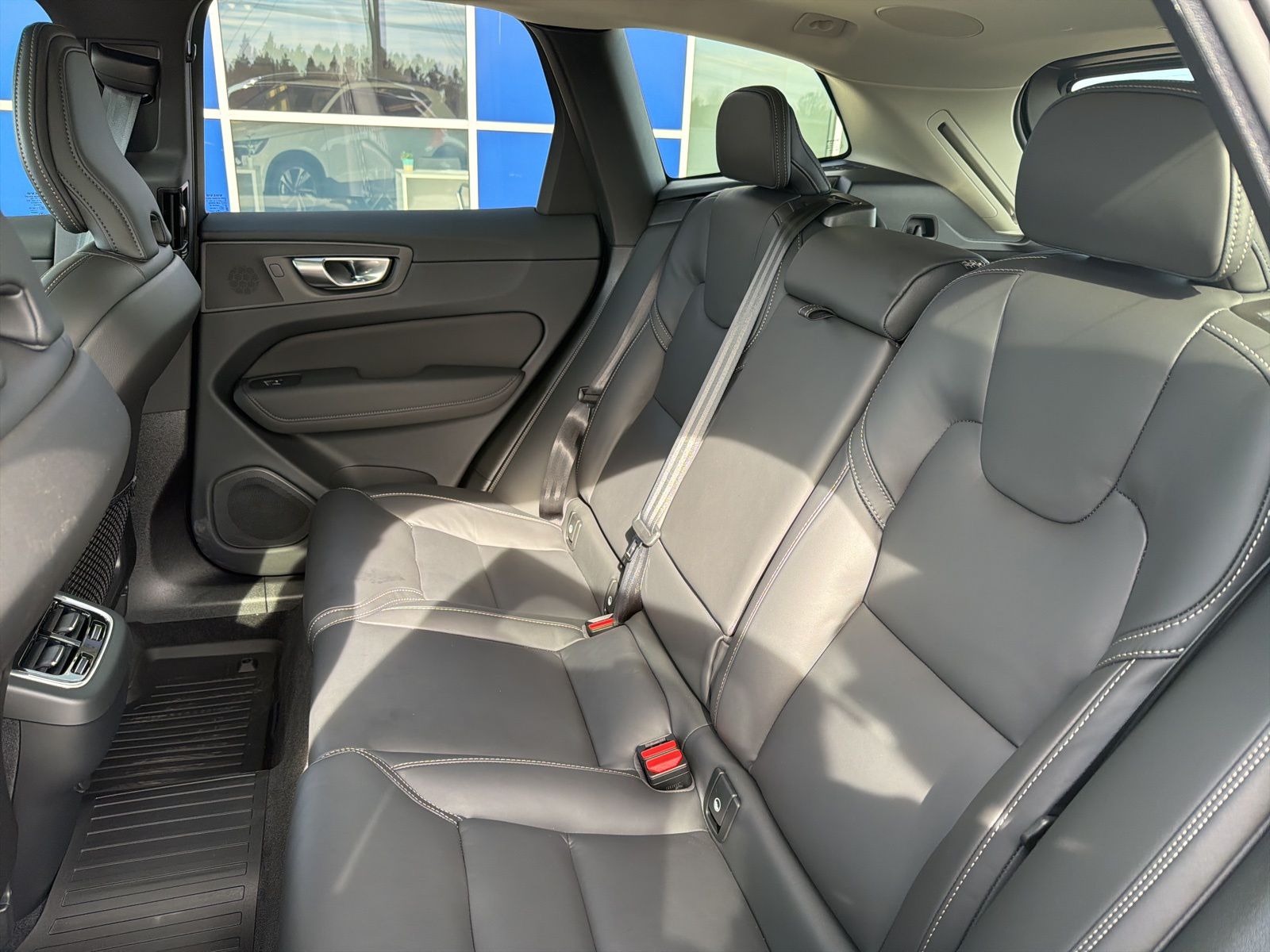 2026 Volvo XC60 Ultra - Photo 21
