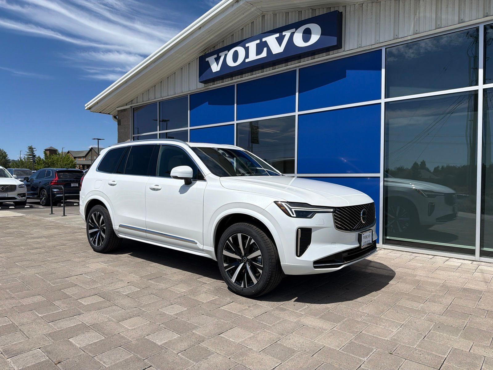 2026 Volvo XC90 B5 Core Bright 4WD's photo