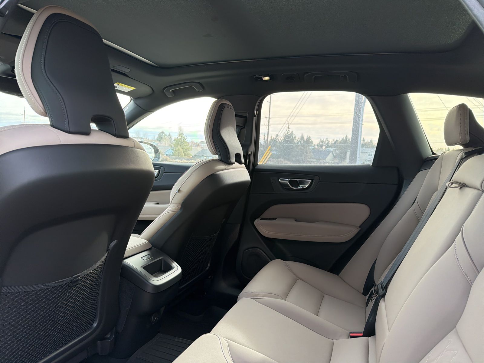 2026 Volvo XC60 Plus - Photo 30
