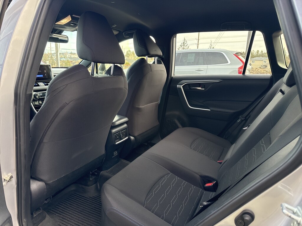 Used 2023 Toyota RAV4 Hybrid SE SUV