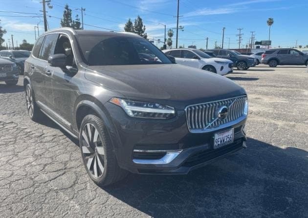 2023 Volvo XC90 Ultimate's photo