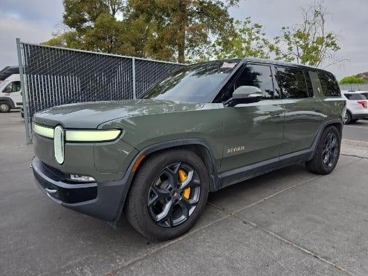 Used 2022 Rivian R1S Launch Edition with VIN 7PDSGABL3NN000580 for sale in Bend, OR