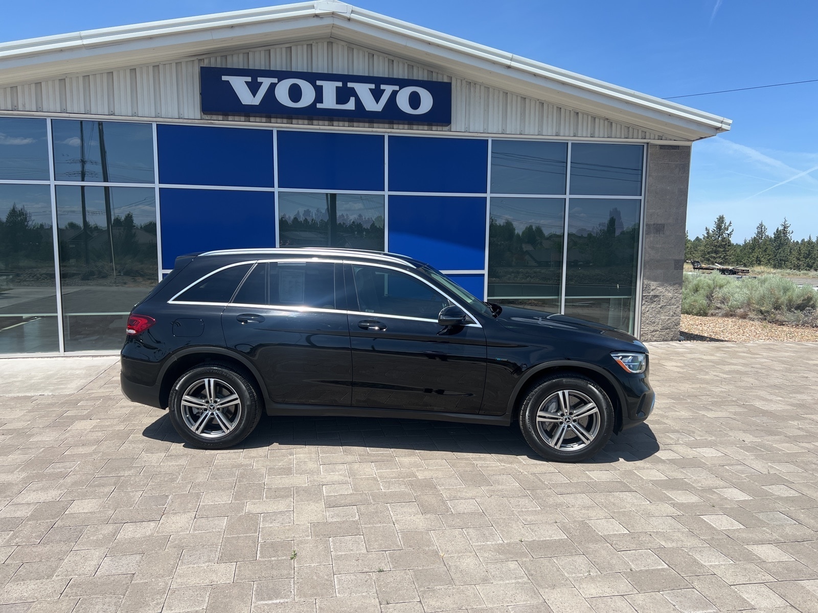 Used 2020 Mercedes-Benz GLC GLC350e with VIN W1N0G5DB7LF815004 for sale in Bend, OR