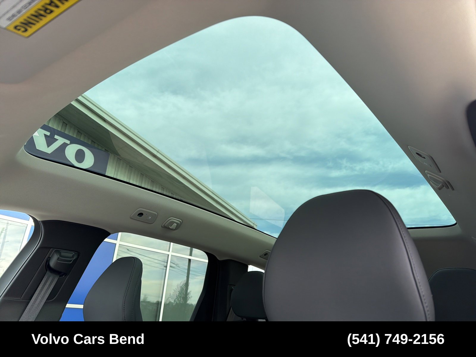 2025 Volvo EX90 Plus - Photo 17