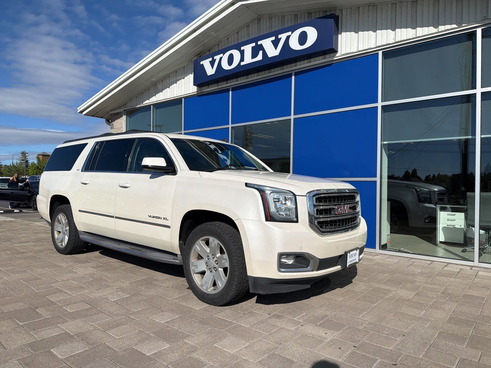 2015 GMC Yukon 4WD SLT's photo