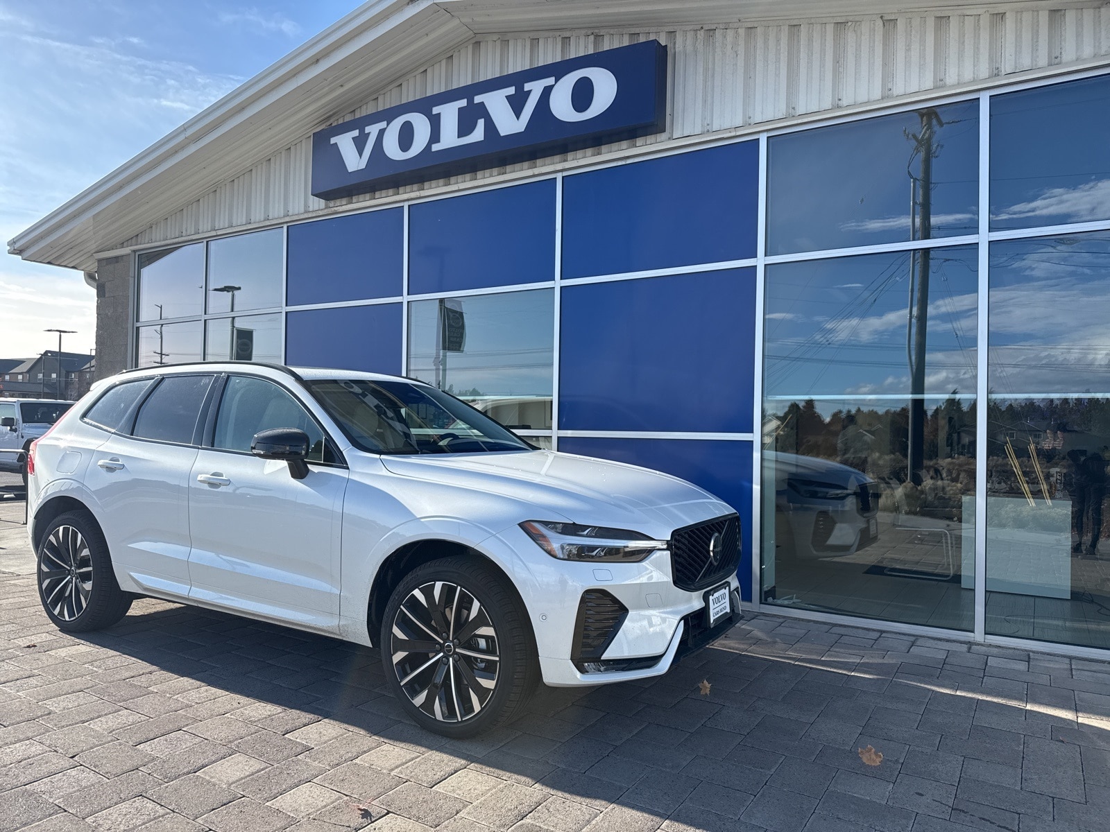 2026 Volvo XC60 Ultra's photo