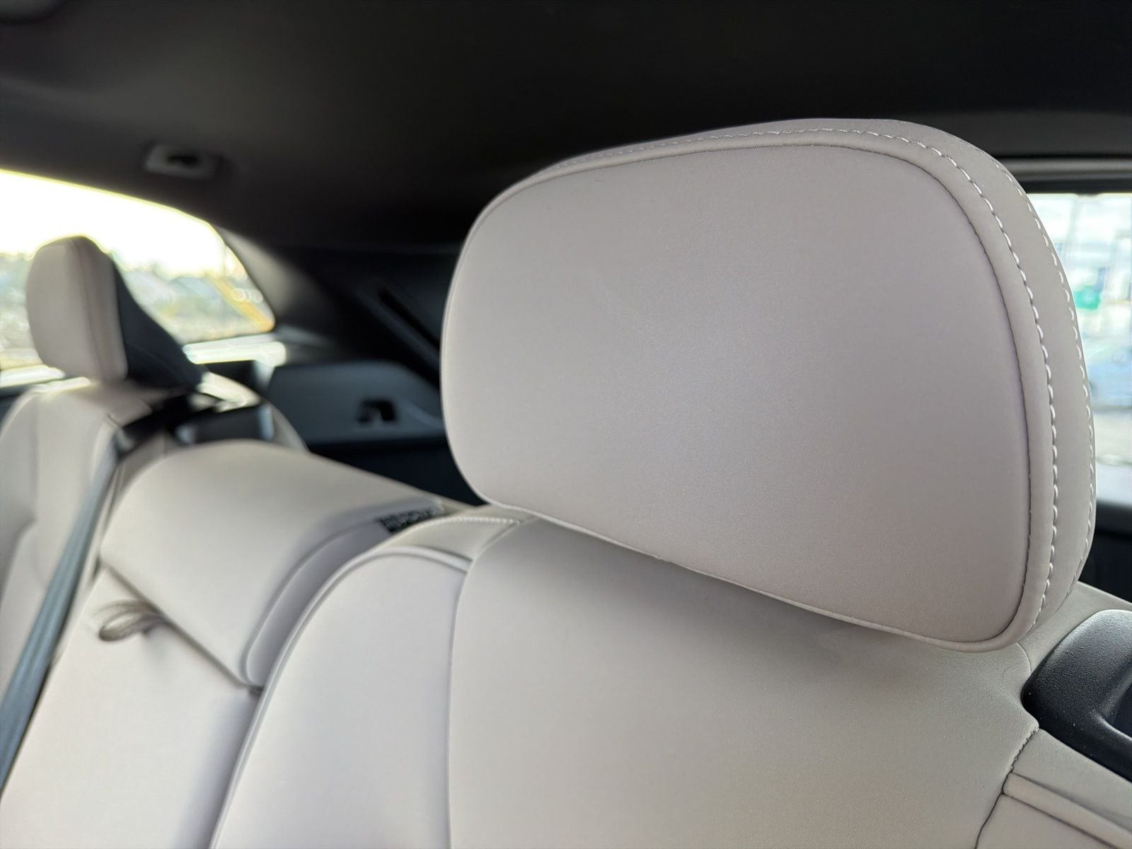 2026 Volvo XC60 Plus - Photo 32