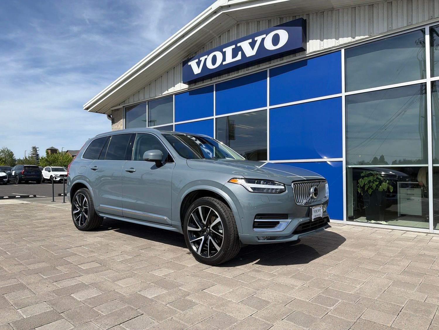 2023 Volvo XC90 SUV 
