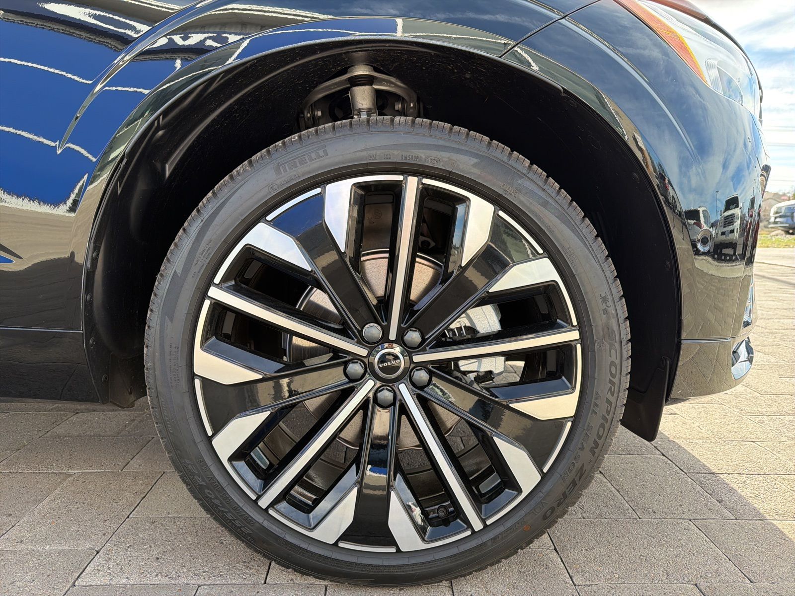 2026 Volvo XC60 Ultra - Photo 8