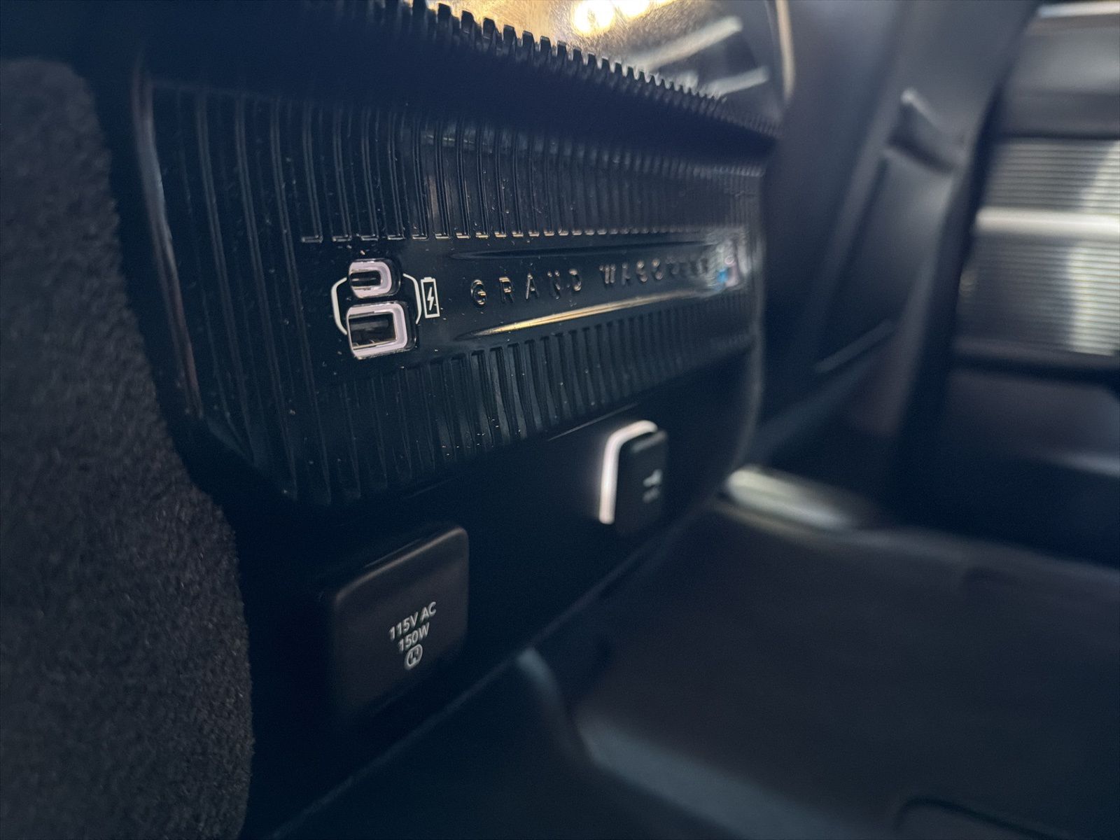 2023 Jeep Grand Wagoneer Series III - Photo 104