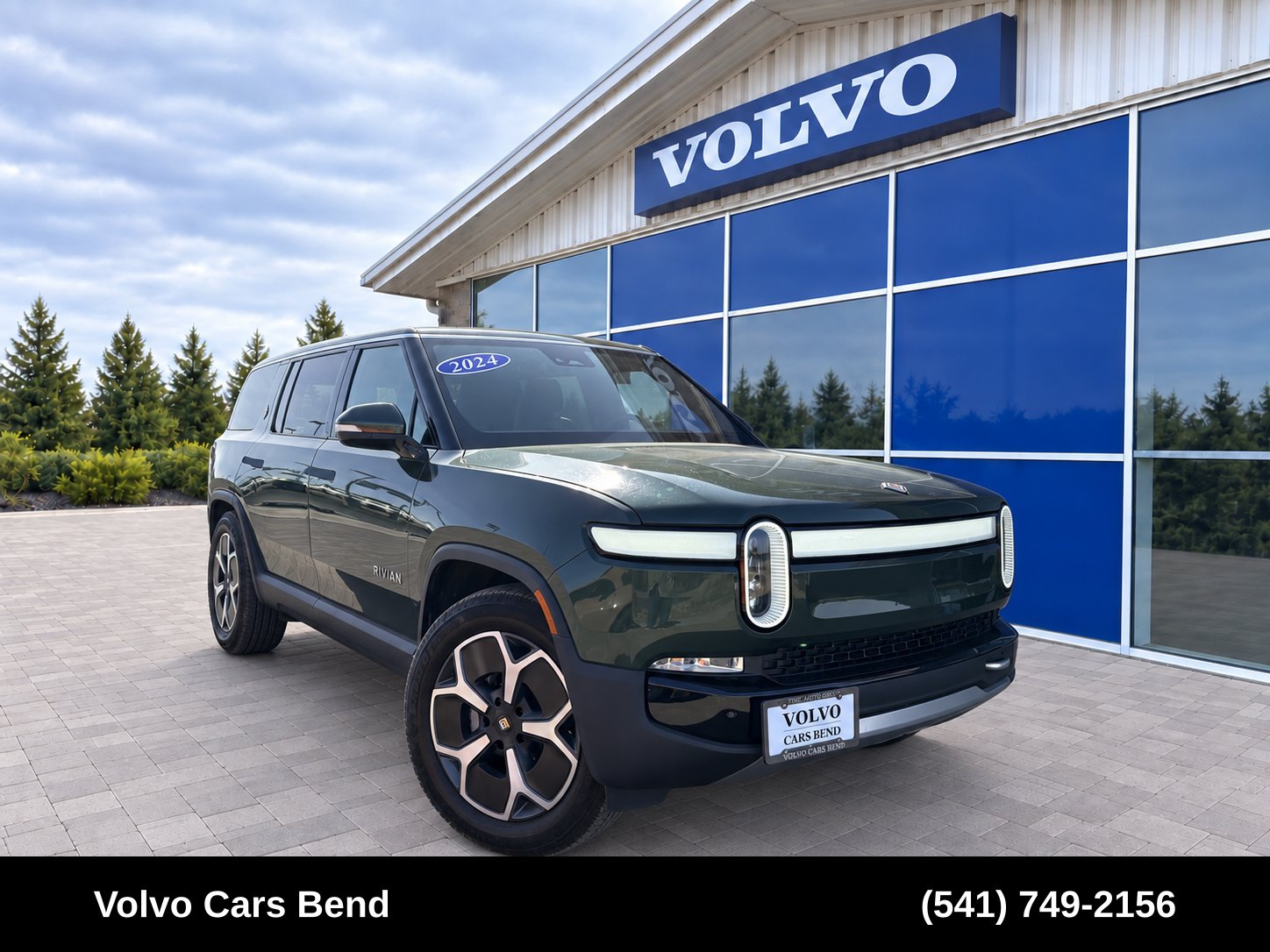 Used 2024 Rivian R1S Adventure with VIN 7PDSGBBA7RN038341 for sale in Bend, OR