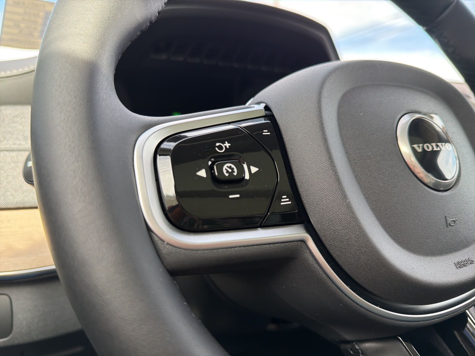 2026 Volvo XC90 Core - Photo 63