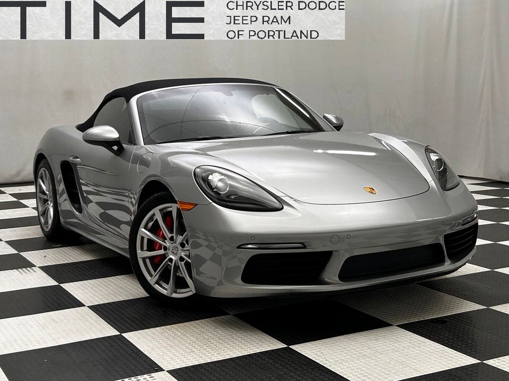 2017 Porsche 718 Boxster S RWD    