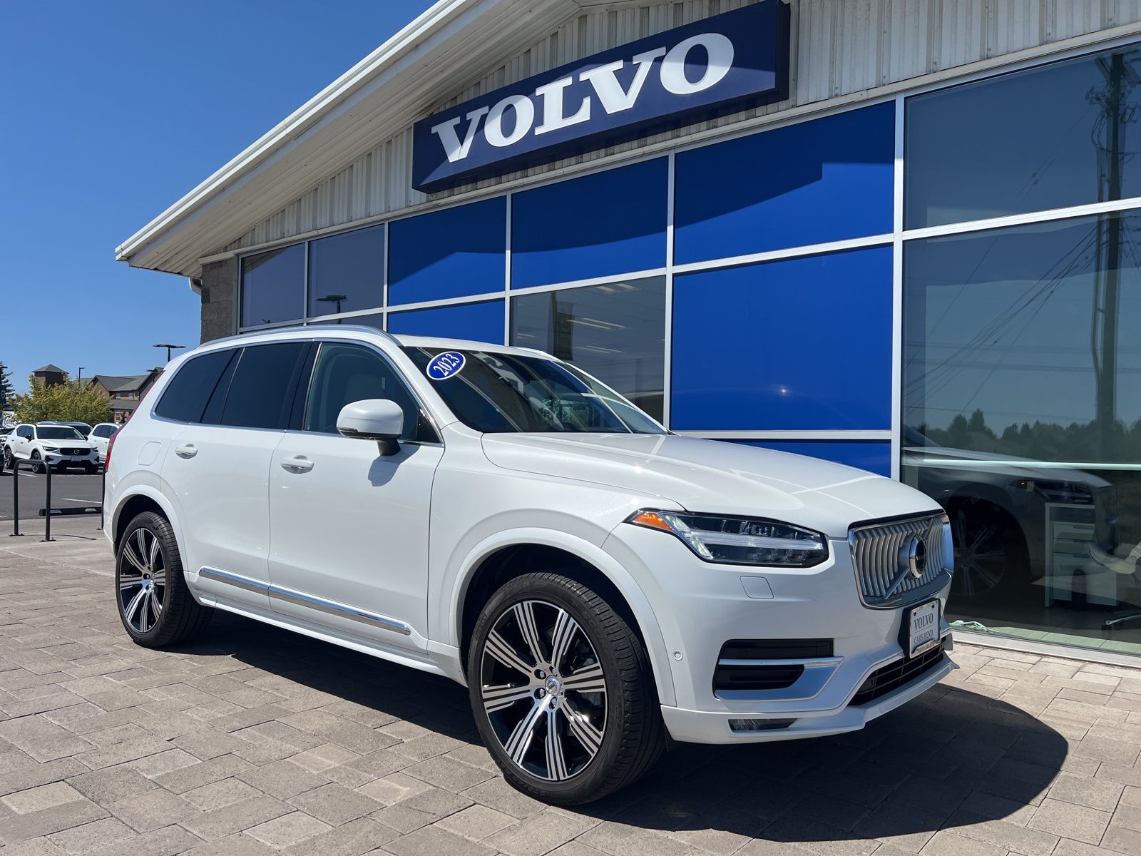 2023 Volvo XC90 SUV 