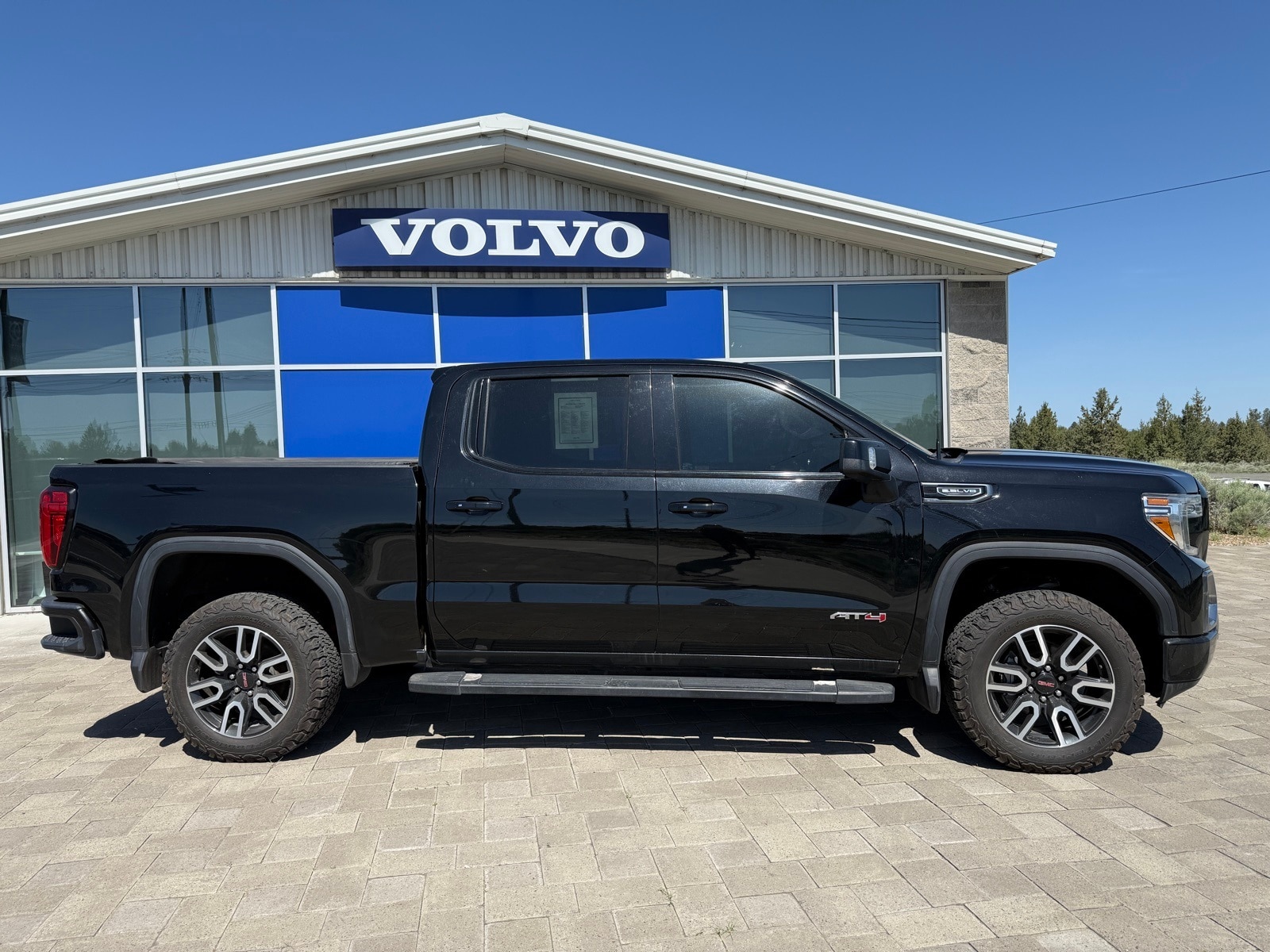 Used 2019 GMC Sierra 1500 AT4 with VIN 1GTP9EED1KZ156902 for sale in Bend, OR