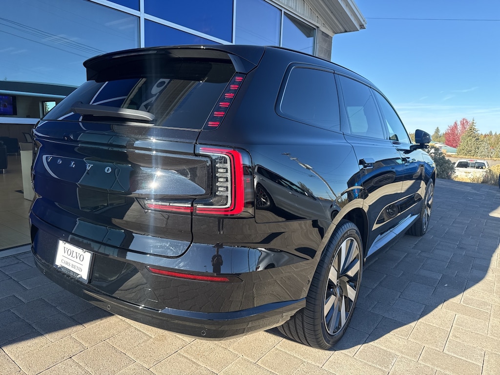 New 2025 Volvo EX90 Twin Motor Ultra 7-Seater SUV