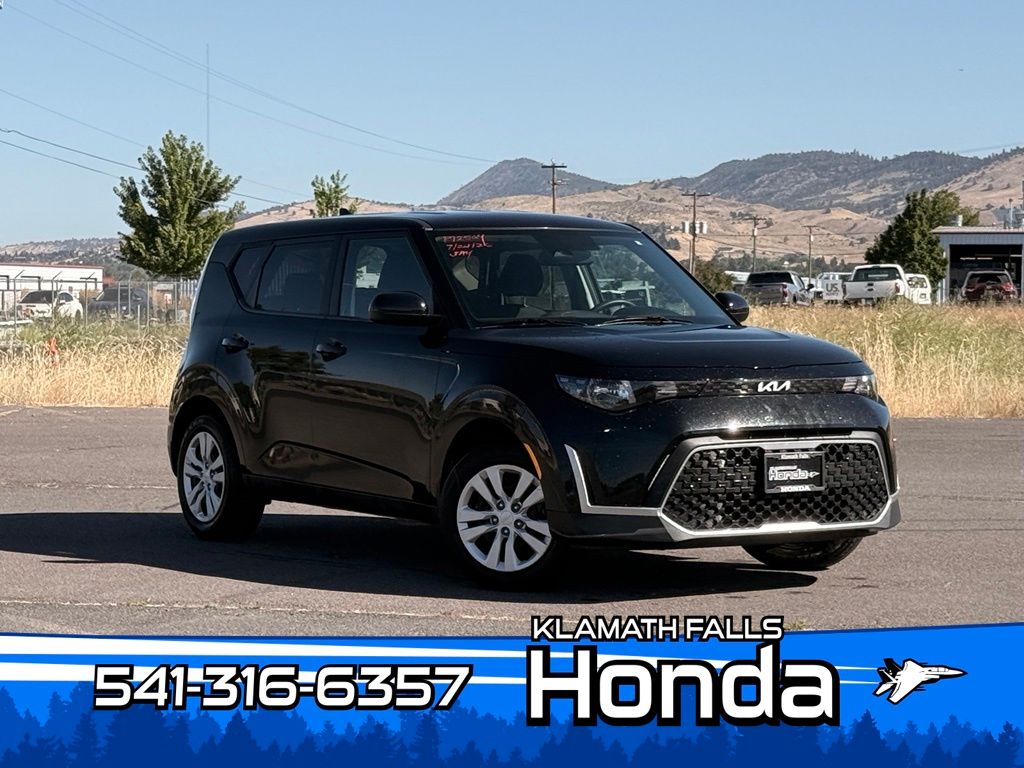 2023 Kia Soul LX FWD    