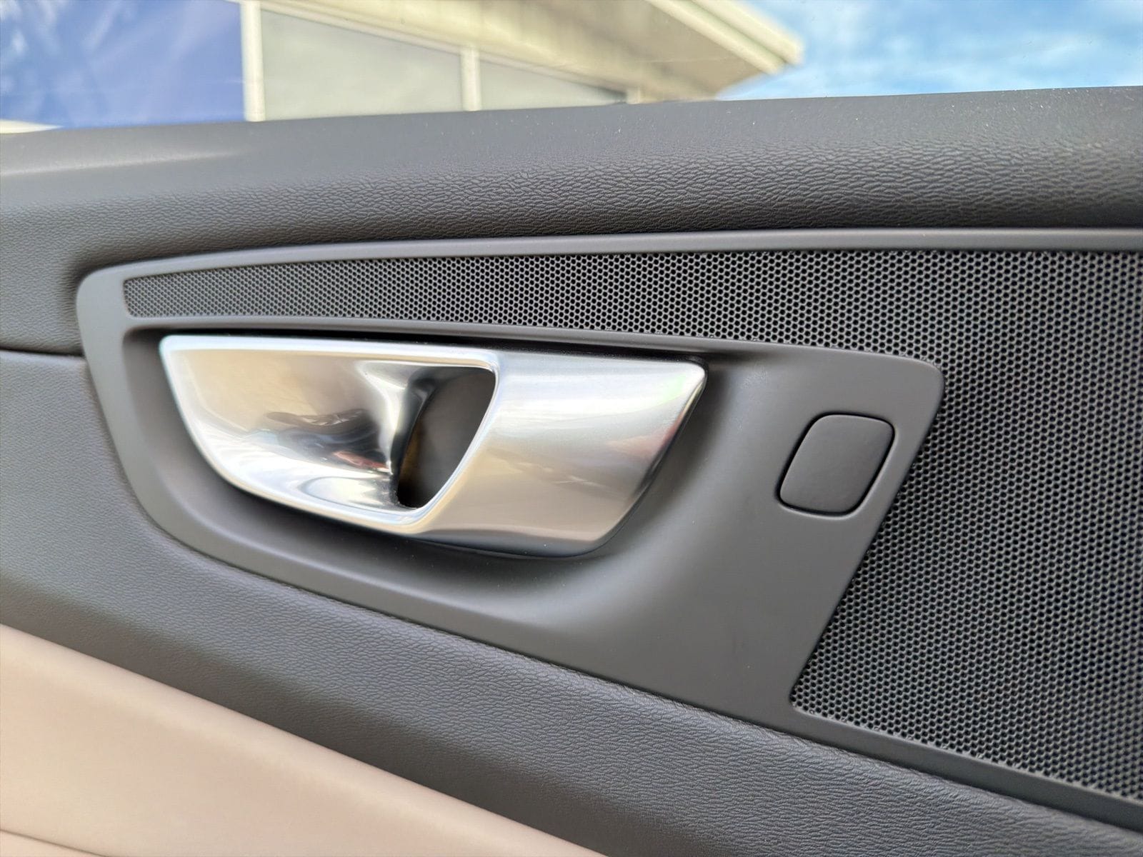 2026 Volvo XC60 Plus - Photo 85