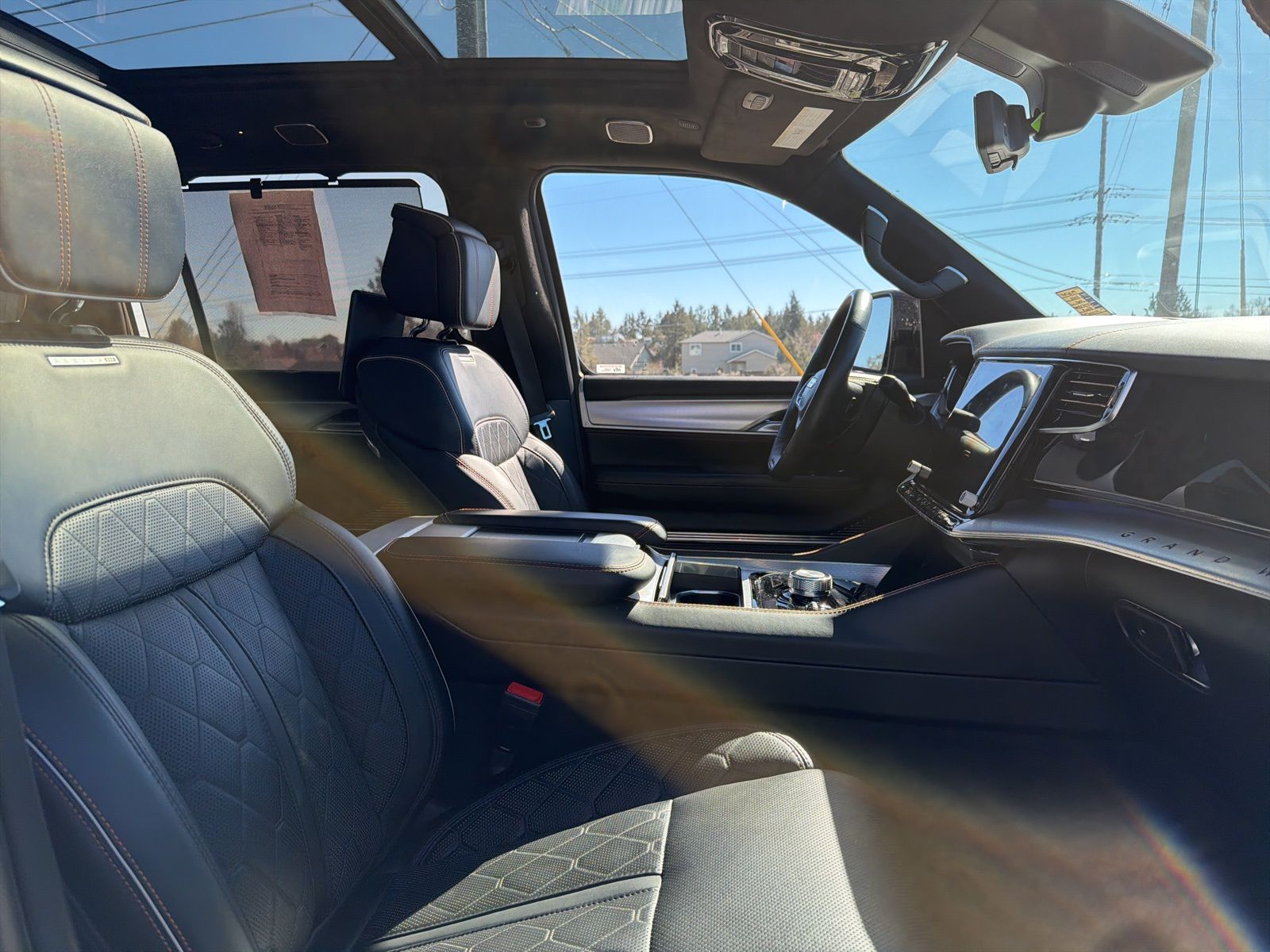 2023 Jeep Grand Wagoneer Series III - Photo 22