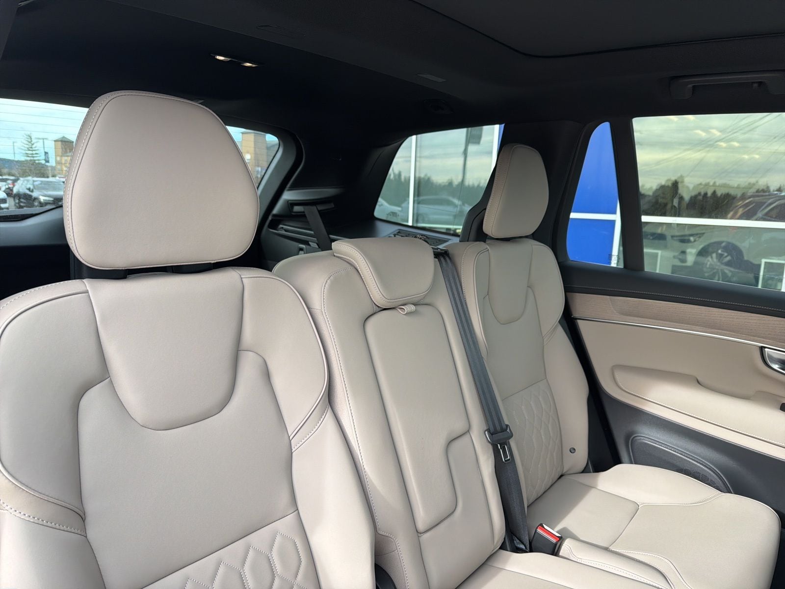 2026 Volvo XC90 Core - Photo 24